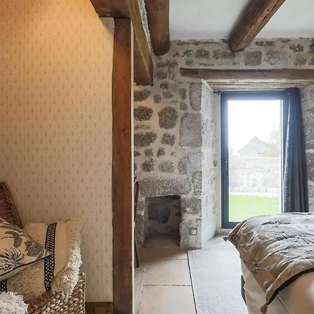 Le Choizines 8/10 Personnes Vakantiehuis Serverette